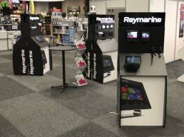 FSDU for Raymarine with interactive screens and working display models